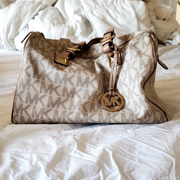 Michael Kors Satchel - Picture 1 of 16